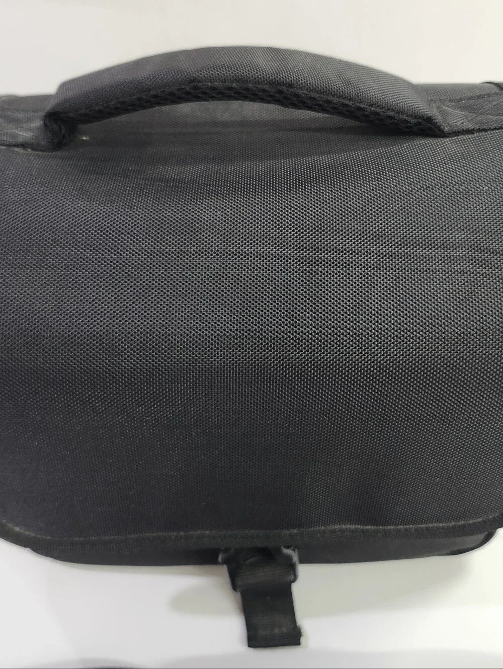 Designer Black DSLR Camera Bag, HAN-E226678000000 Barely Used, Excellent Conditi